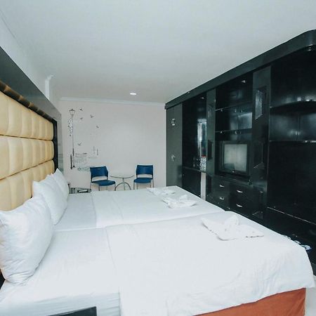 Hotel New Lilik Magelang Exterior photo