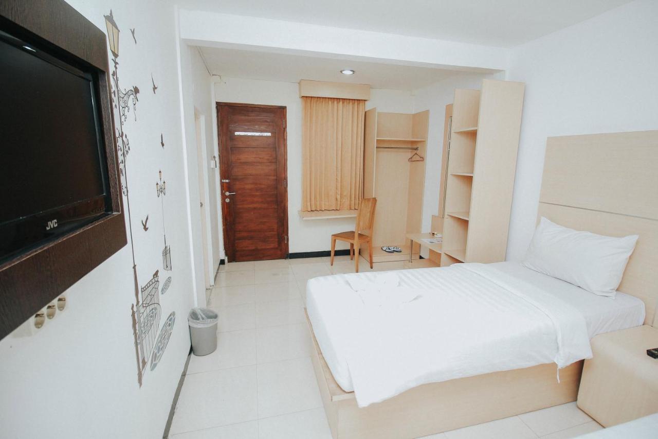 Hotel New Lilik Magelang Exterior photo
