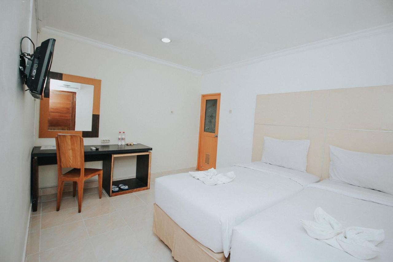 Hotel New Lilik Magelang Exterior photo
